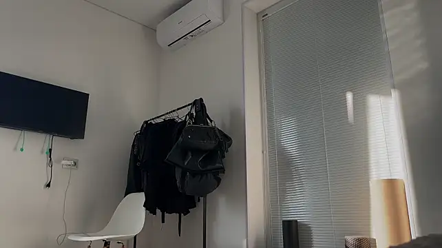 mo1ly stripchat live cam model