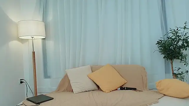 Lanie_Mel stripchat live cam model