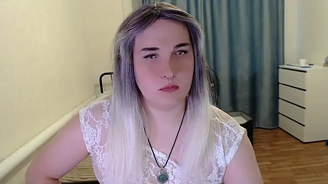 EvaMiron stripchat live cam model
