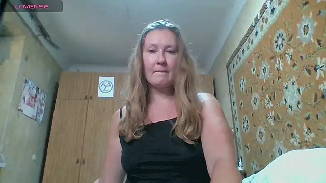 AnnaXLovers stripchat live cam model