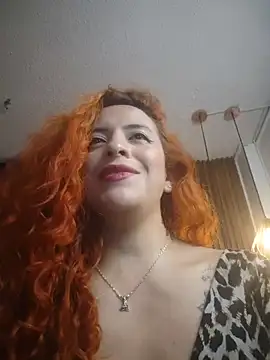 sahra_taylor_ stripchat live cam model
