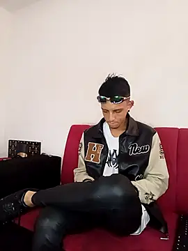 andrewcoopper1 stripchat live cam model