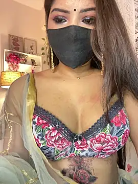 Berry_blossom stripchat live cam model