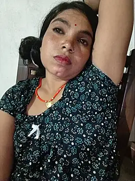 Mahi_hote stripchat live cam model