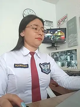 Queen_linda1 stripchat live cam model