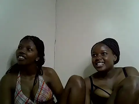 Sexy_shanaya5 stripchat live cam model