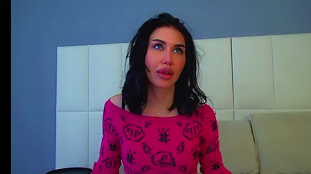 KaylaMous stripchat live cam model