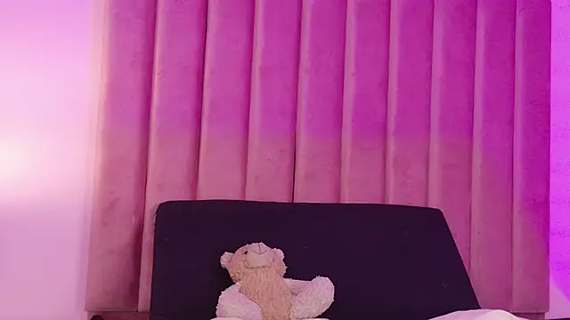 Kimmiie_ stripchat live cam model