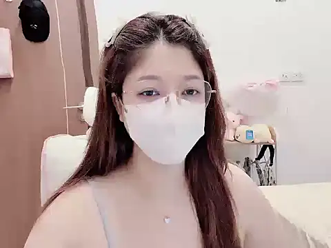 Sakura-20 stripchat live cam model