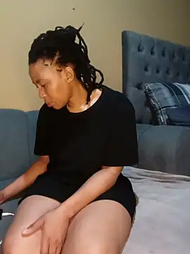 Mmatshi stripchat live cam model