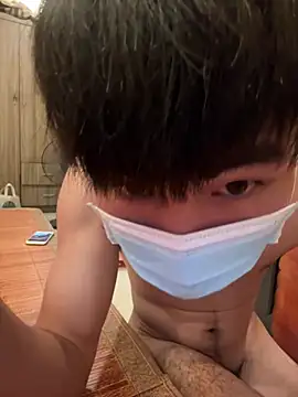 Depzaikhoaito98 stripchat live cam model