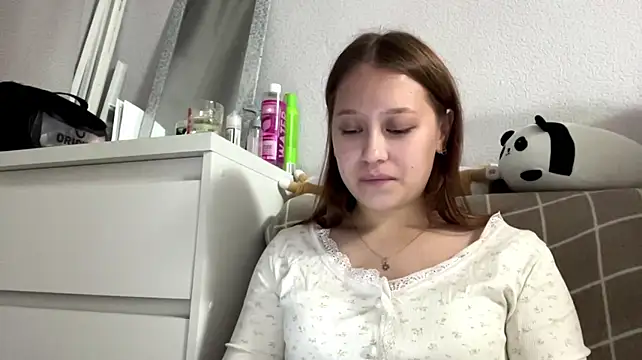 InsaneRepute stripchat live cam model