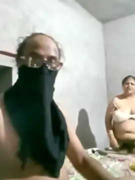 RajSaumya69 stripchat live cam model