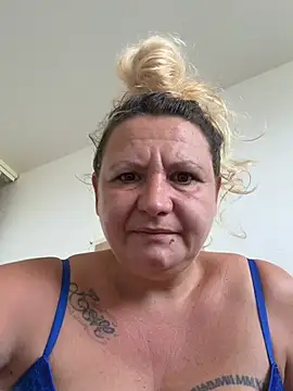 bakala34000 stripchat live cam model