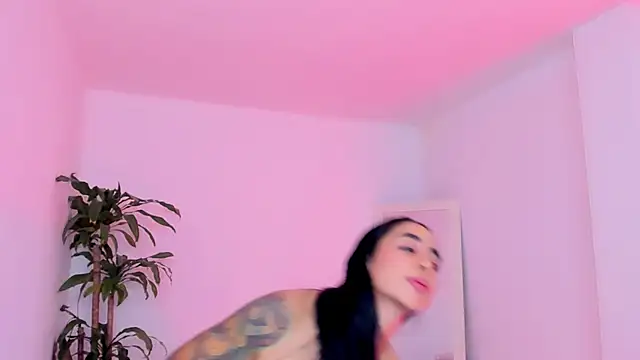 sophierooy22 stripchat live cam model