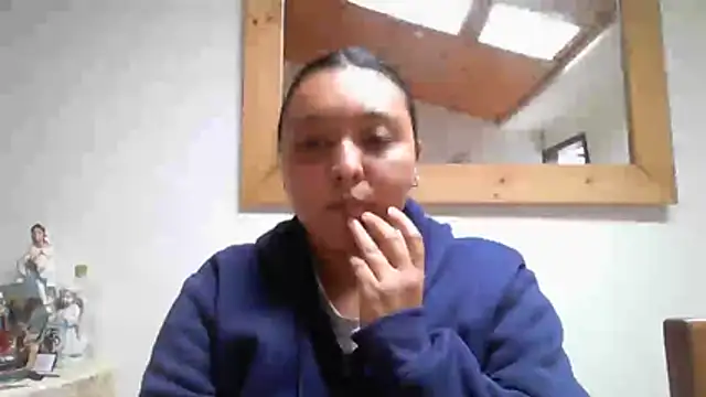 Rush_rosee_150 stripchat live cam model