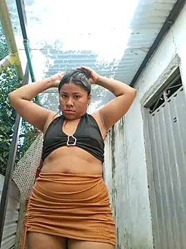 Sweet-Dirty-Storm stripchat live cam model