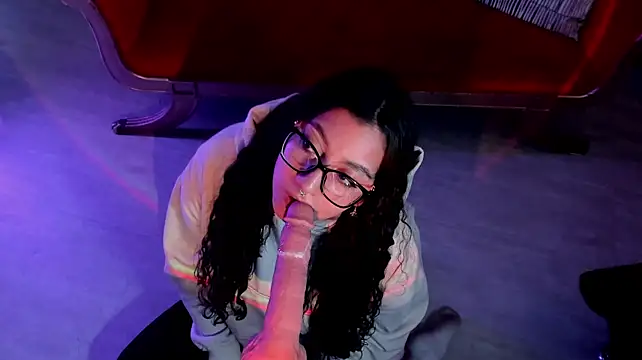 paulys_ stripchat live cam model