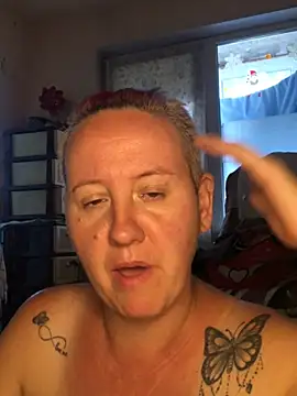 SofiaAmour stripchat live cam model