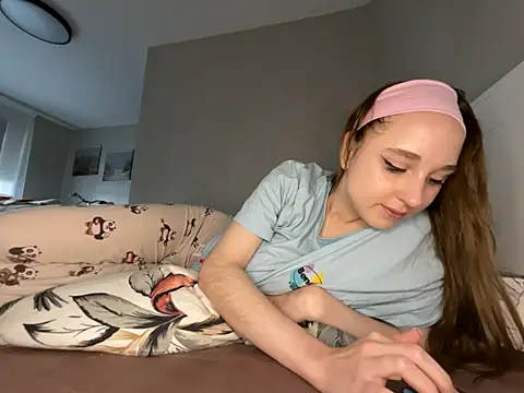 bimboiiii stripchat live cam model