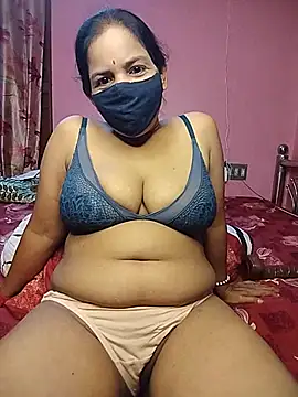 Rashilii_Bhabi stripchat live cam model