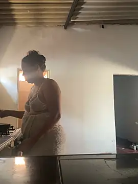 Ninibella stripchat live cam model