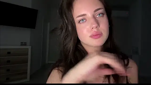 A_Milly stripchat live cam model