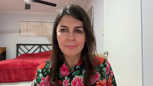 Jonellasa stripchat live cam model