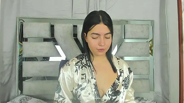 liawells_ stripchat live cam model