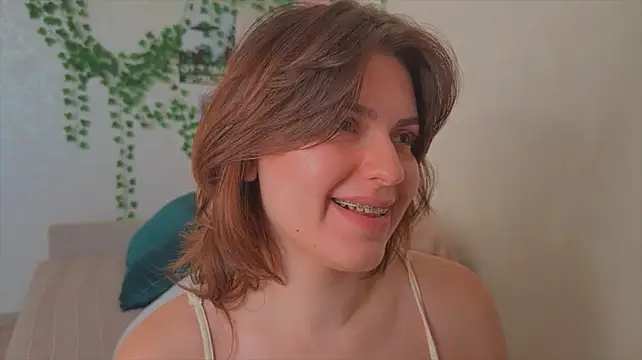 orangeme stripchat live cam model