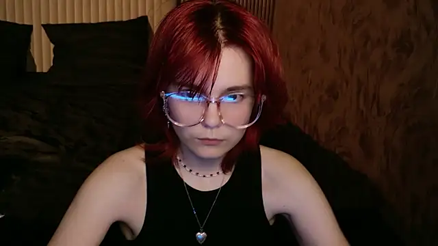 Avrora_Vance stripchat live cam model