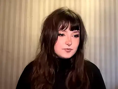 MedaFrerich stripchat live cam model