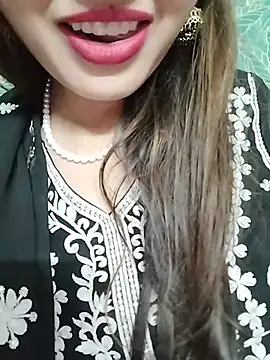 Noor_Darliing stripchat live cam model