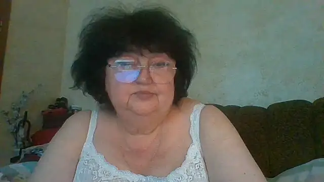 MilaSky5303 stripchat live cam model