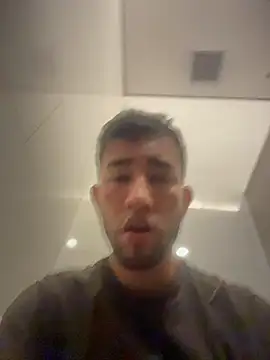 liam_bronw stripchat live cam model