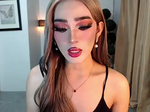 lavandermilk stripchat live cam model