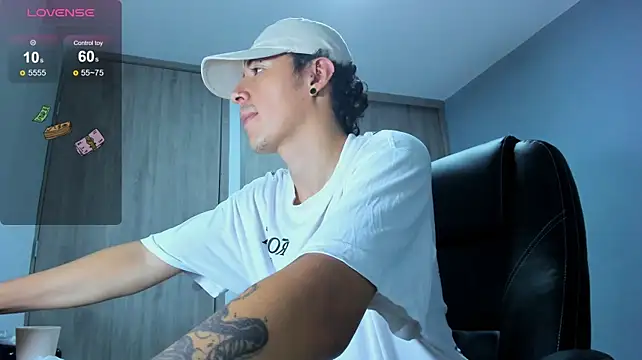 LOBO_ALPHA stripchat live cam model