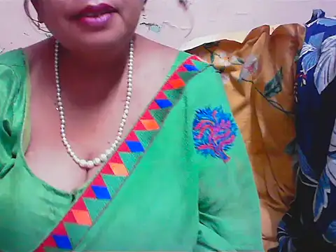 Sweet_ritika143 stripchat live cam model