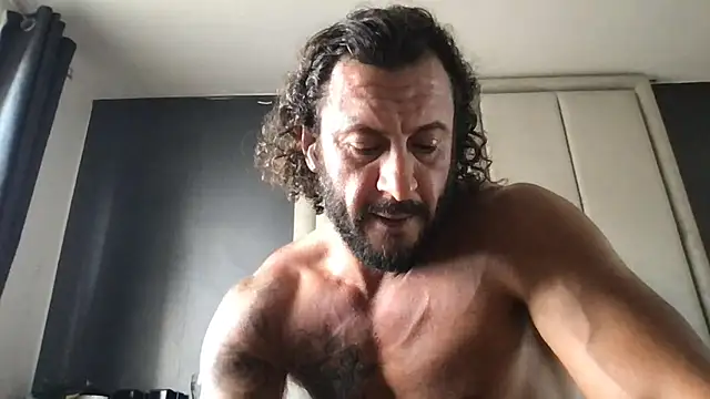 Magic_Mike_666 stripchat live cam model