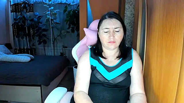 Tatyana51 stripchat live cam model