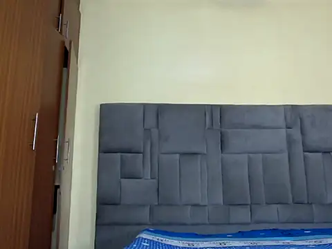 Cuteebony16 stripchat live cam model