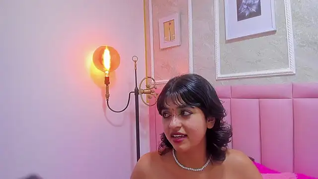 velvet_girll stripchat live cam model