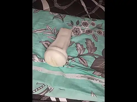 noon-00 stripchat live cam model