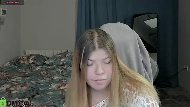 Stefania-sweet stripchat live cam model