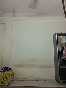 Mumbai_74 stripchat live cam model