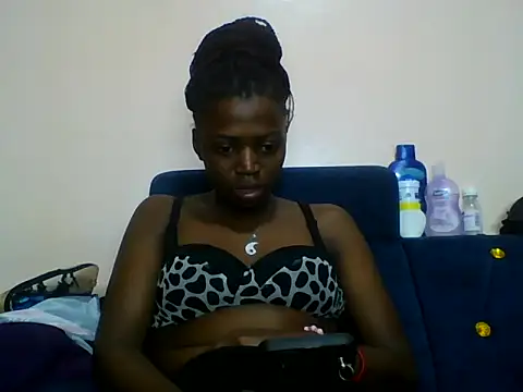 Leny-sup stripchat live cam model