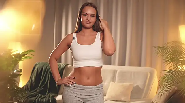 Mitheaa stripchat live cam model
