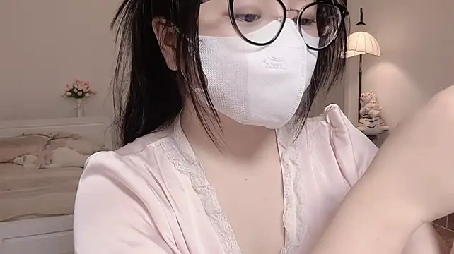 MiniSize_vn stripchat live cam model