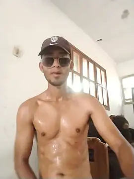 Joudue stripchat live cam model