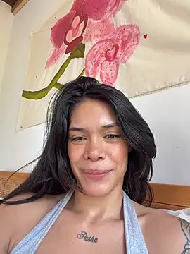 SiennaLuvs stripchat live cam model